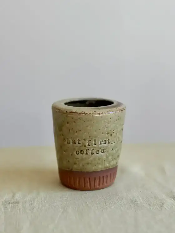 Takeaway mug- Large image 1