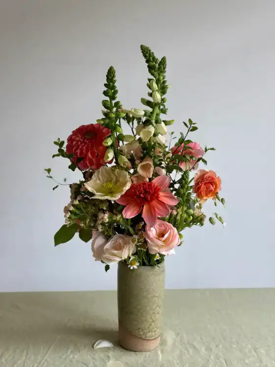 Large vase image 2