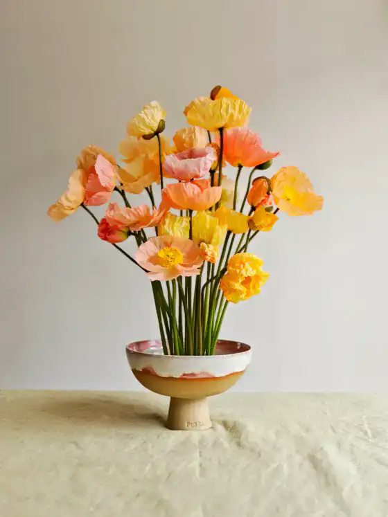 Pedestal Bowl image 1